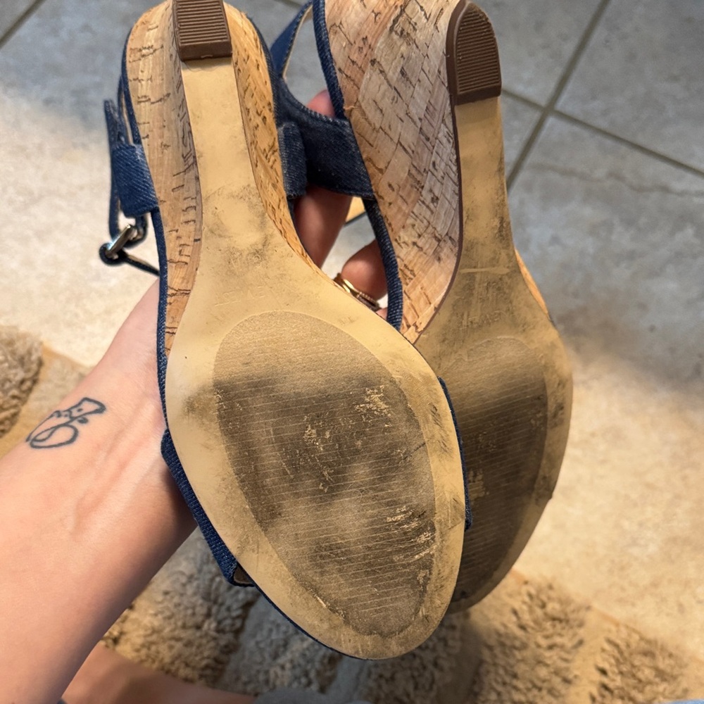 Nine West Navy Ankle Strap Heels - Picture 2 of 3